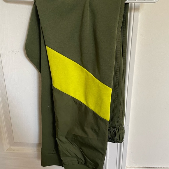 Pants - Picture 1 of 4